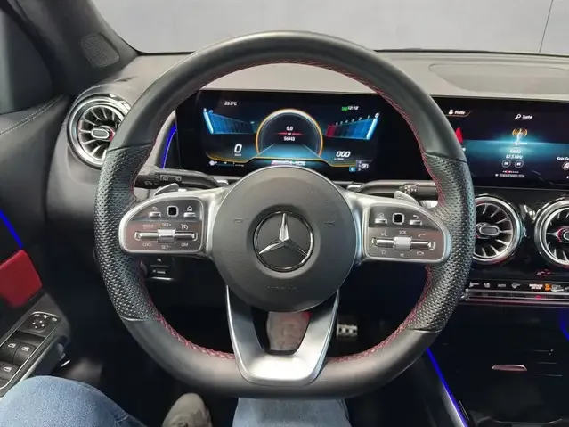 Mercedes-Benz GLB 35 AMG