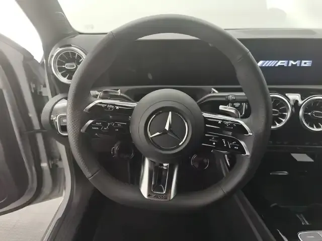 Mercedes-Benz A 35 AMG