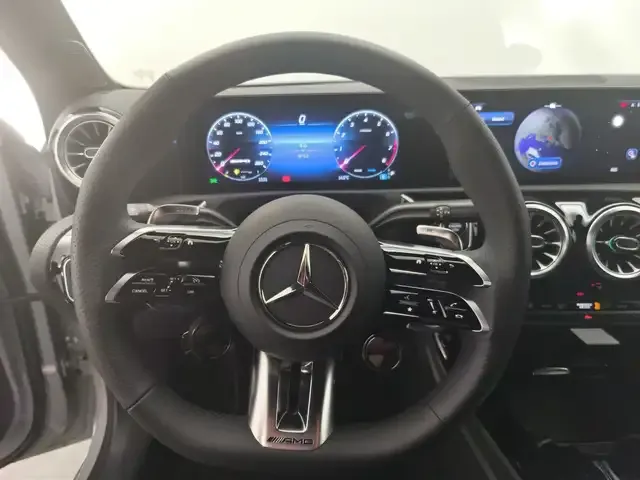 Mercedes-Benz A 35 AMG