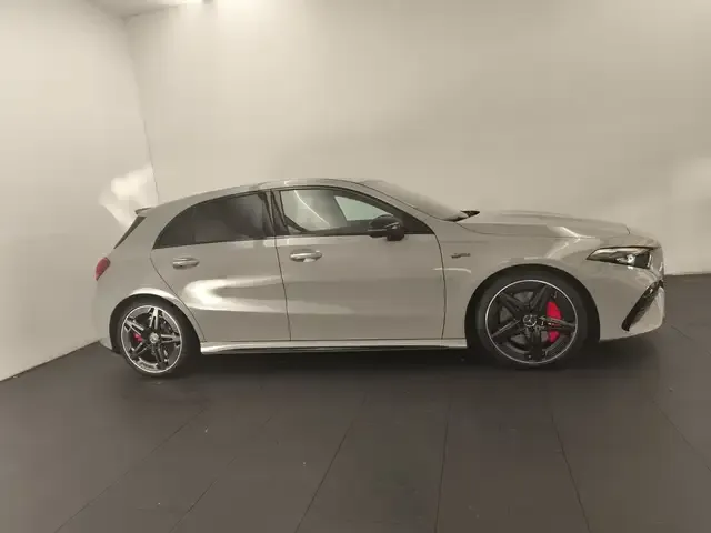 Mercedes-Benz A 35 AMG