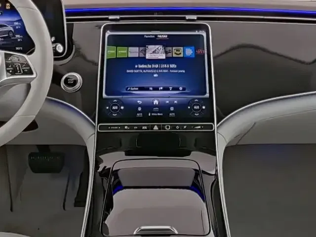 Mercedes-Benz EQE 350