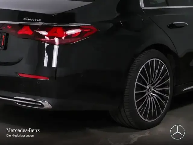 Mercedes-Benz E 400