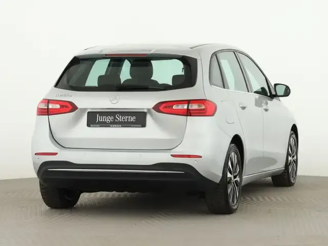 Mercedes-Benz B 250