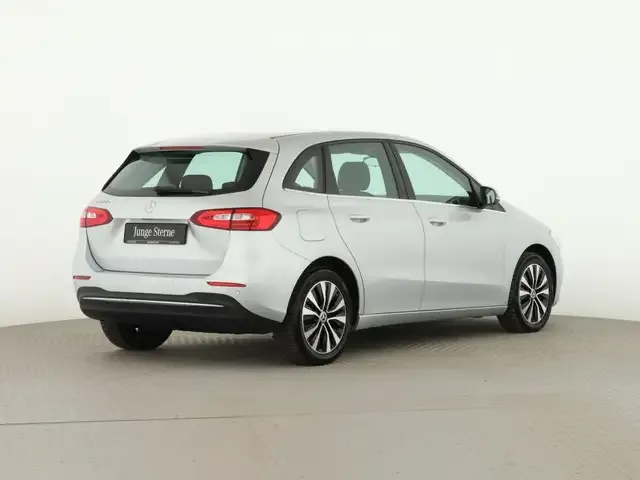 Mercedes-Benz B 250