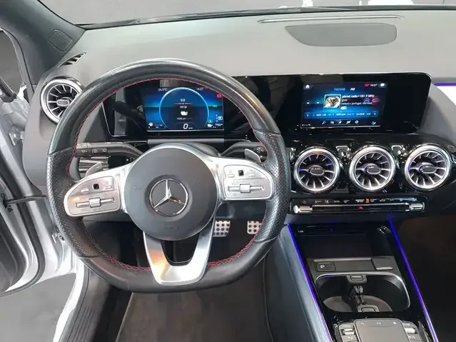 Mercedes-Benz B 250