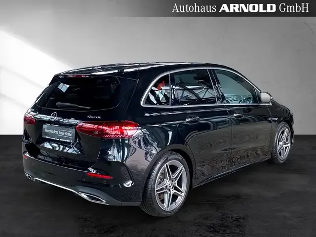 Mercedes-Benz B 220