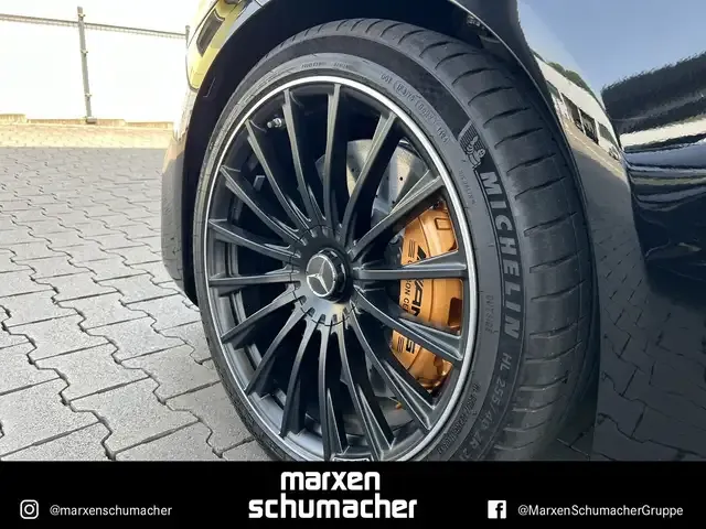 Mercedes-Benz S 63 AMG