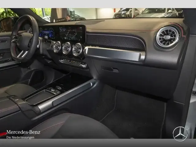 Mercedes-Benz EQB 350