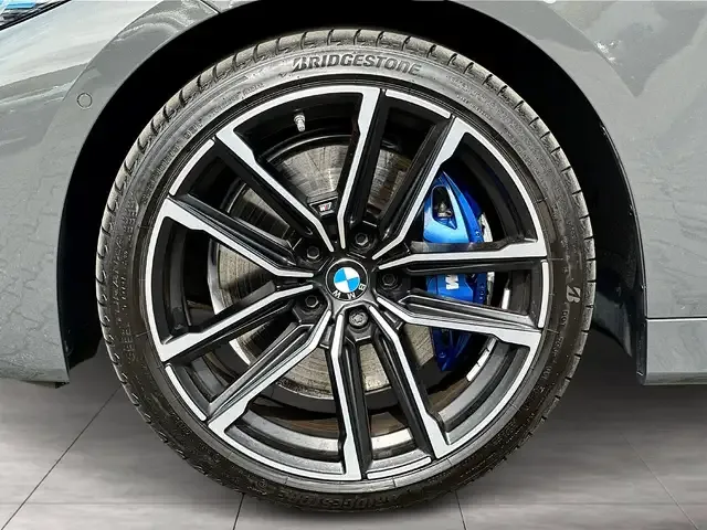 BMW 440