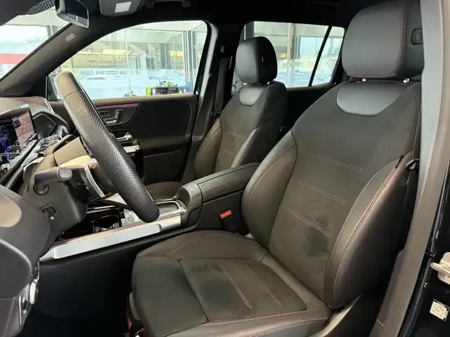 Mercedes-Benz EQB 300