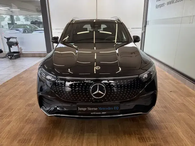 Mercedes-Benz EQB 300