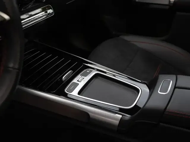 Mercedes-Benz GLB 250
