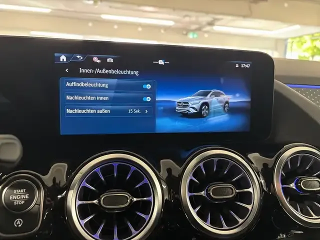 Mercedes-Benz GLA 180