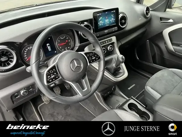 Mercedes-Benz Sonstiges