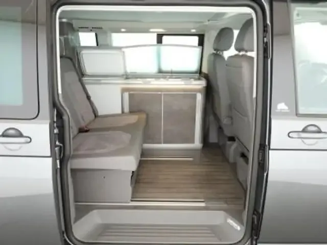 Volkswagen T6.1 California