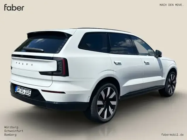 Volvo EX90