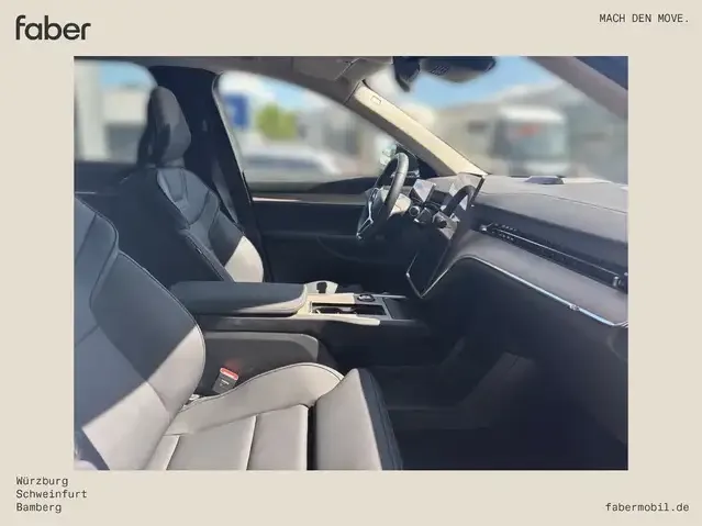 Volvo EX90
