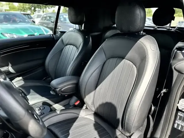 MINI John Cooper Works Cabrio