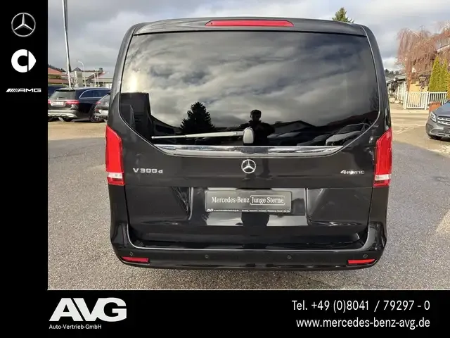 Mercedes-Benz V 300
