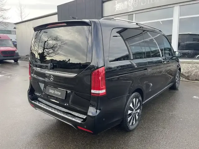 Mercedes-Benz EQV 300