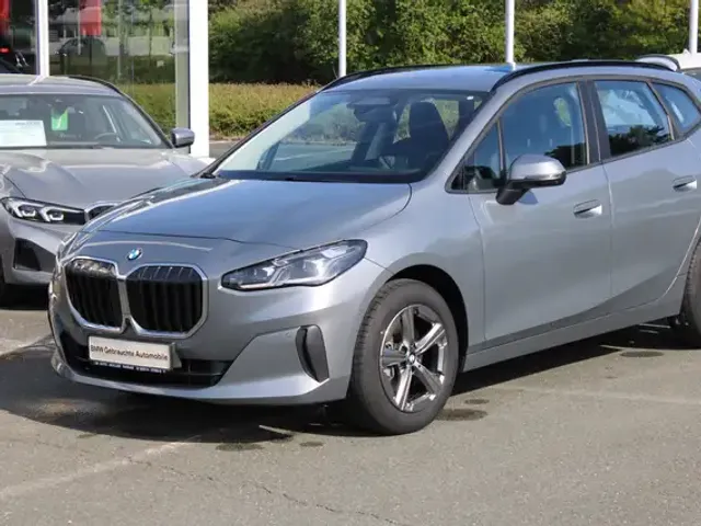 BMW 218