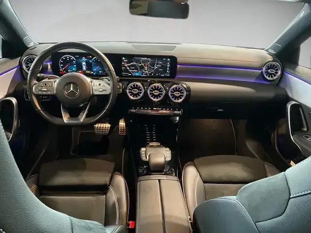 Mercedes-Benz CLA 250