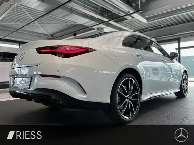 Mercedes-Benz CLA 250