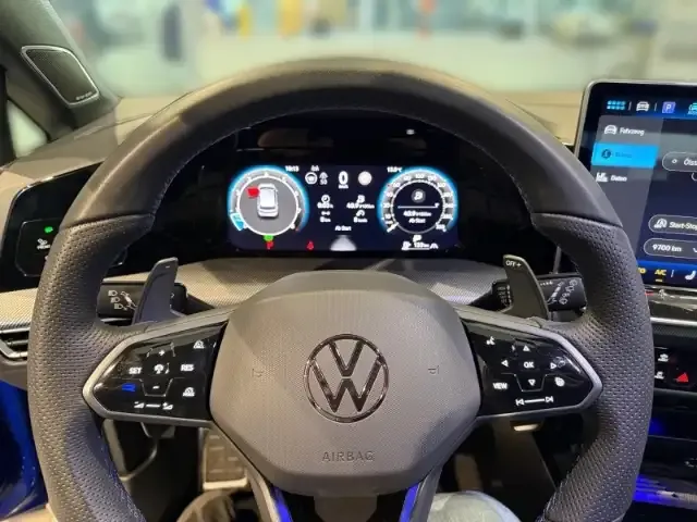 Volkswagen Golf R