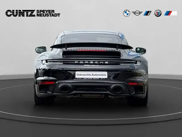 Porsche 992