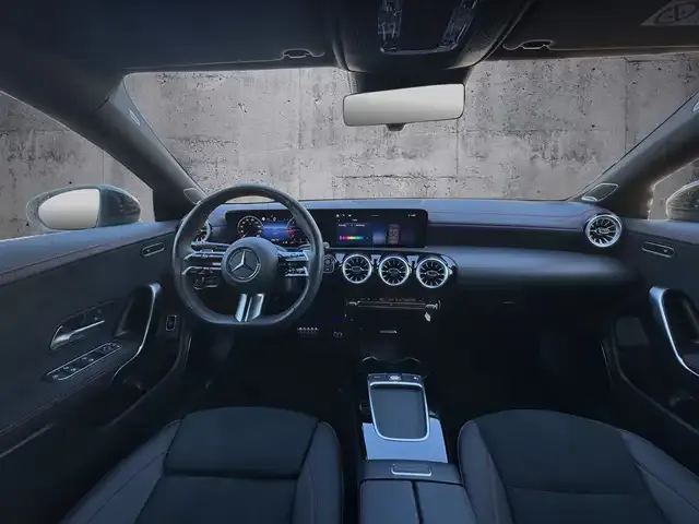 Mercedes-Benz CLA 220