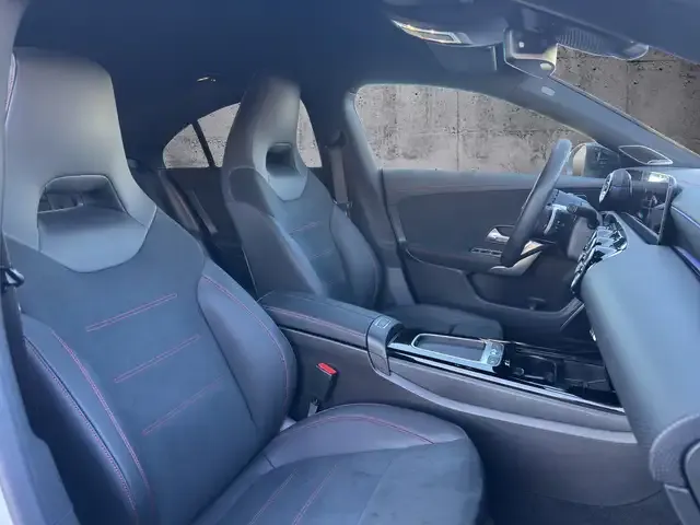 Mercedes-Benz CLA 220