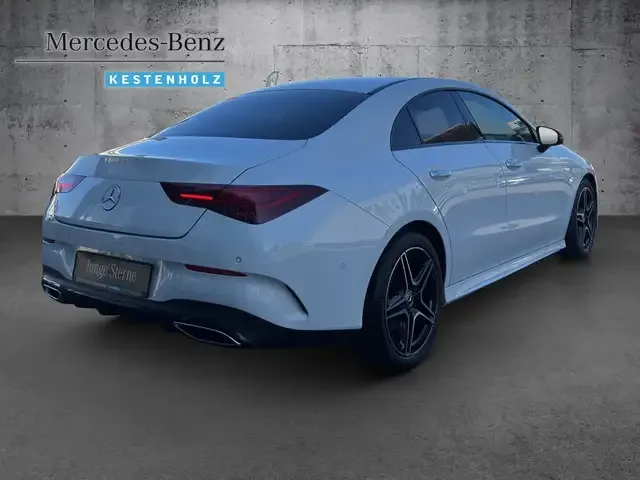 Mercedes-Benz CLA 220