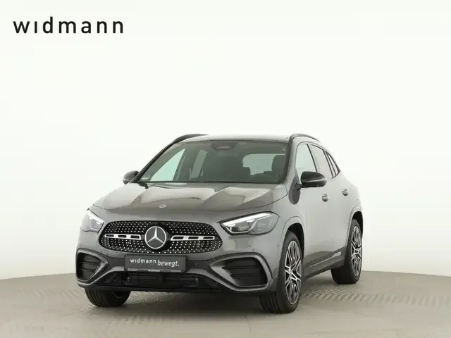 Mercedes-Benz GLA 220