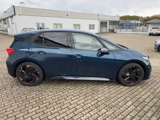 CUPRA Born