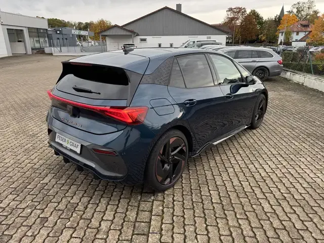 CUPRA Born