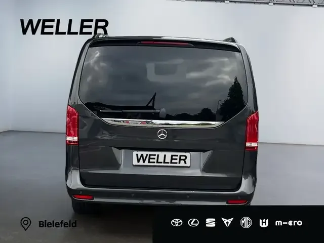 Mercedes-Benz V 250