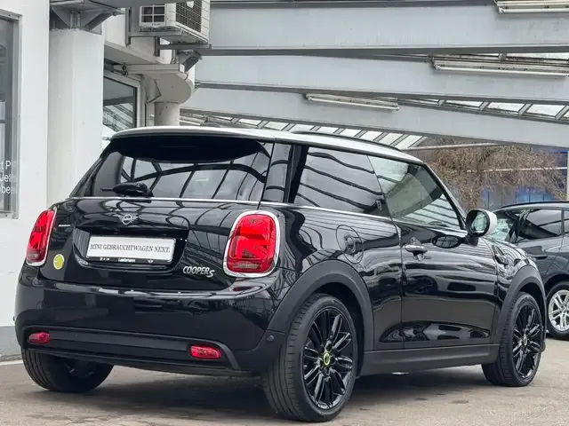 MINI Cooper SE