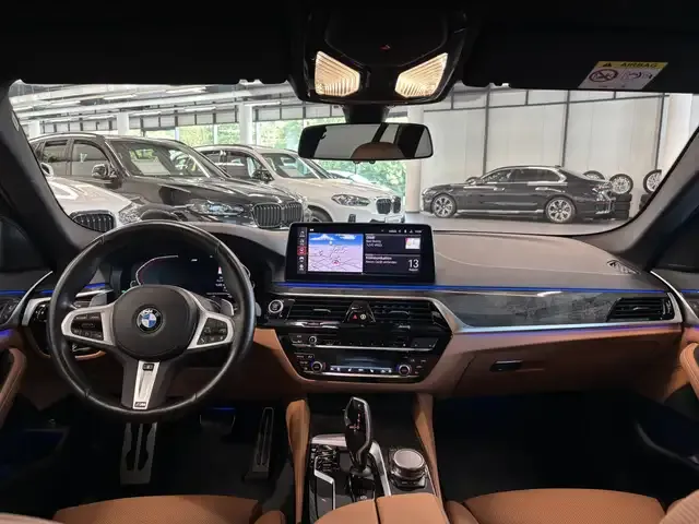 BMW 530