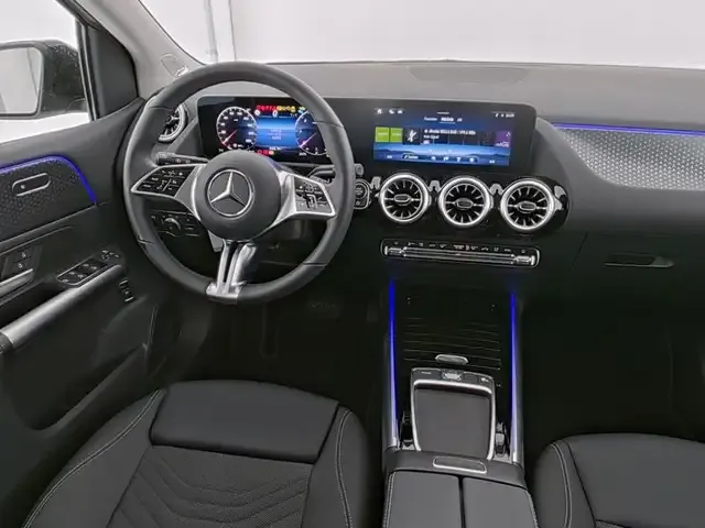 Mercedes-Benz B 220