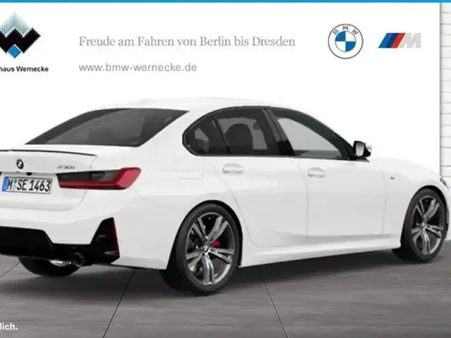 BMW 330
