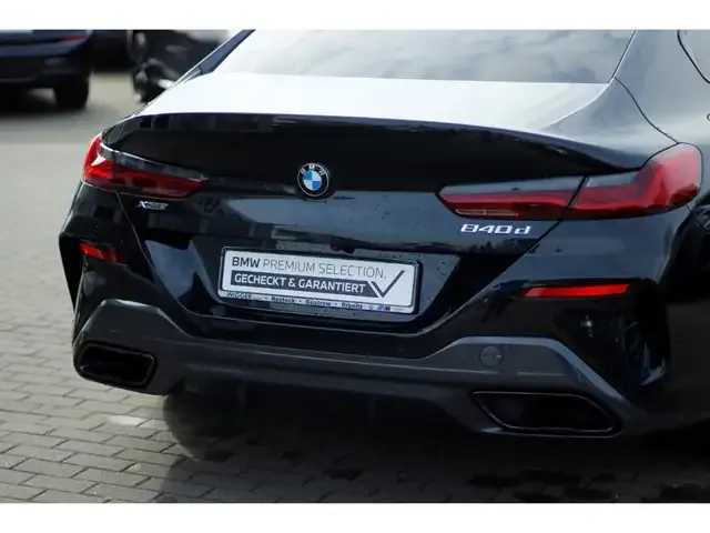 BMW 840