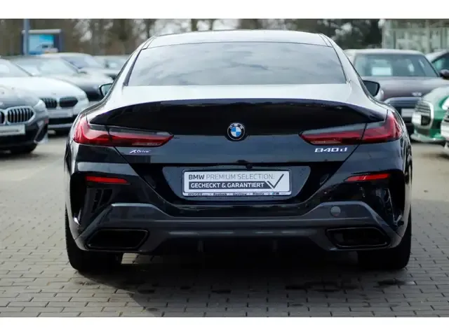 BMW 840