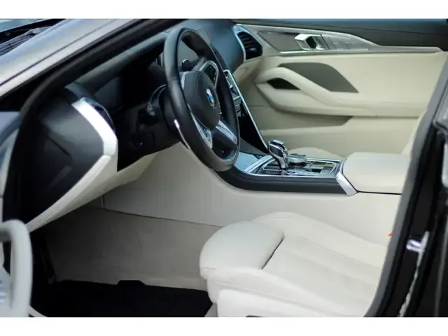 BMW 840