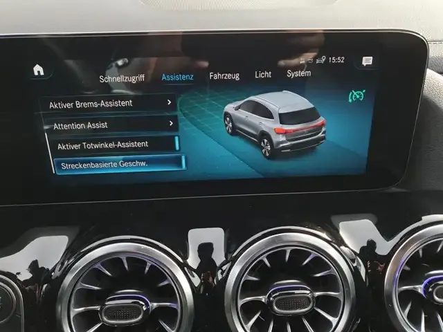 Mercedes-Benz EQA 300