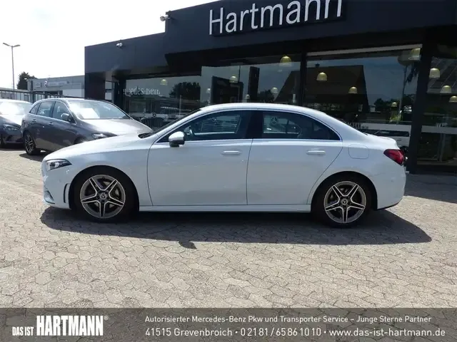 Mercedes-Benz A 220