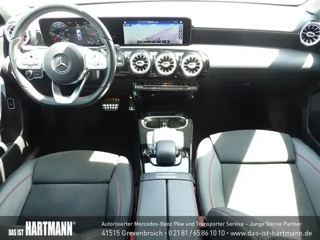 Mercedes-Benz A 220