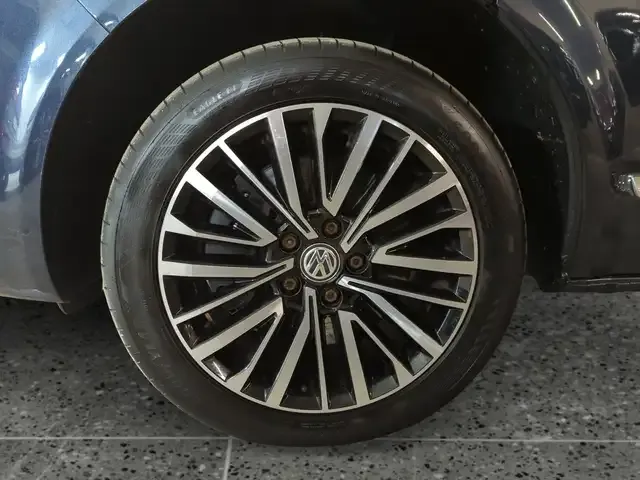 Volkswagen T6.1 California