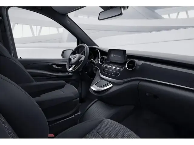 Mercedes-Benz V 220