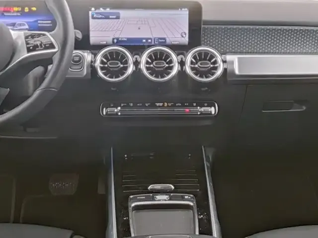 Mercedes-Benz EQB 350