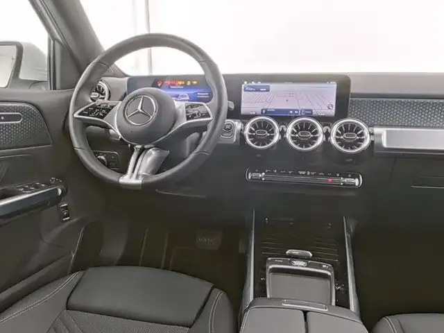 Mercedes-Benz EQB 350